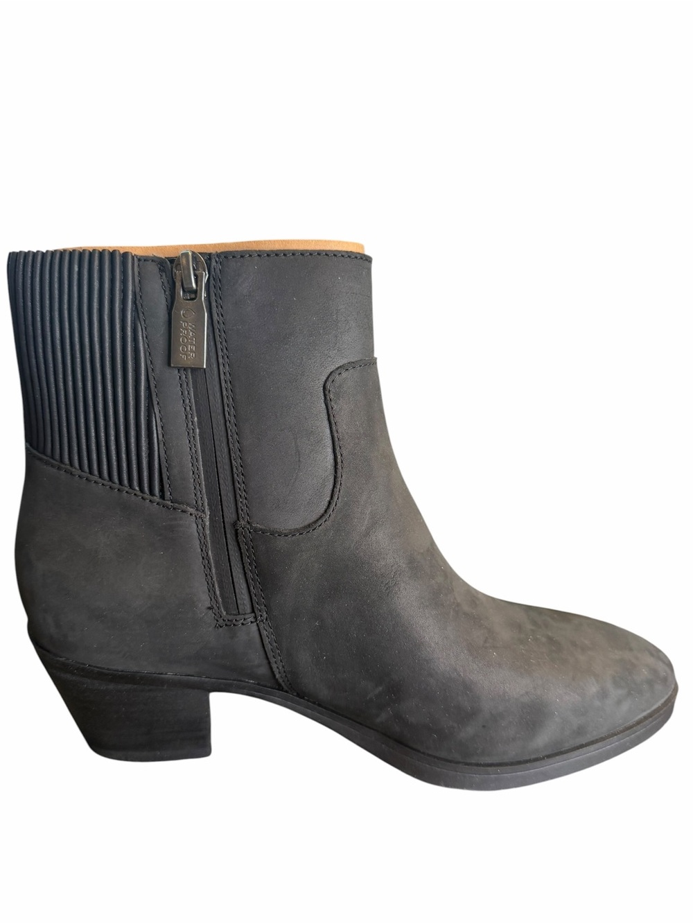 Vionic Shantelle Black Waterproof Leather Ankle Boots Block Heel Size 6W NWT